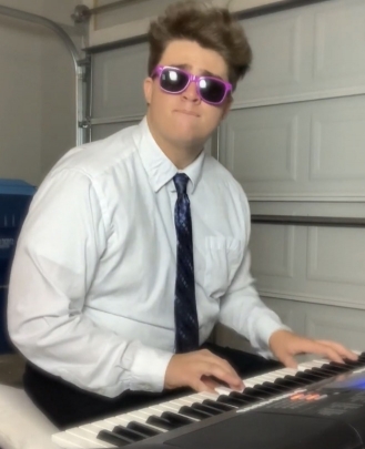 Keyboard + Piano Teacher, Guitar Teacher Dan